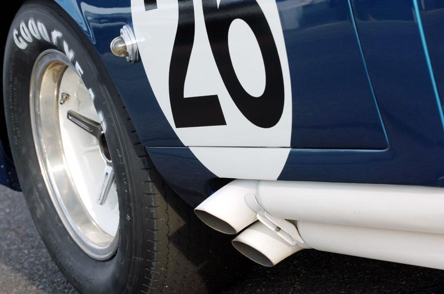  Shelby Cobra Daytona Coupe CSX2601 1965 года  (фото 26 из 44)